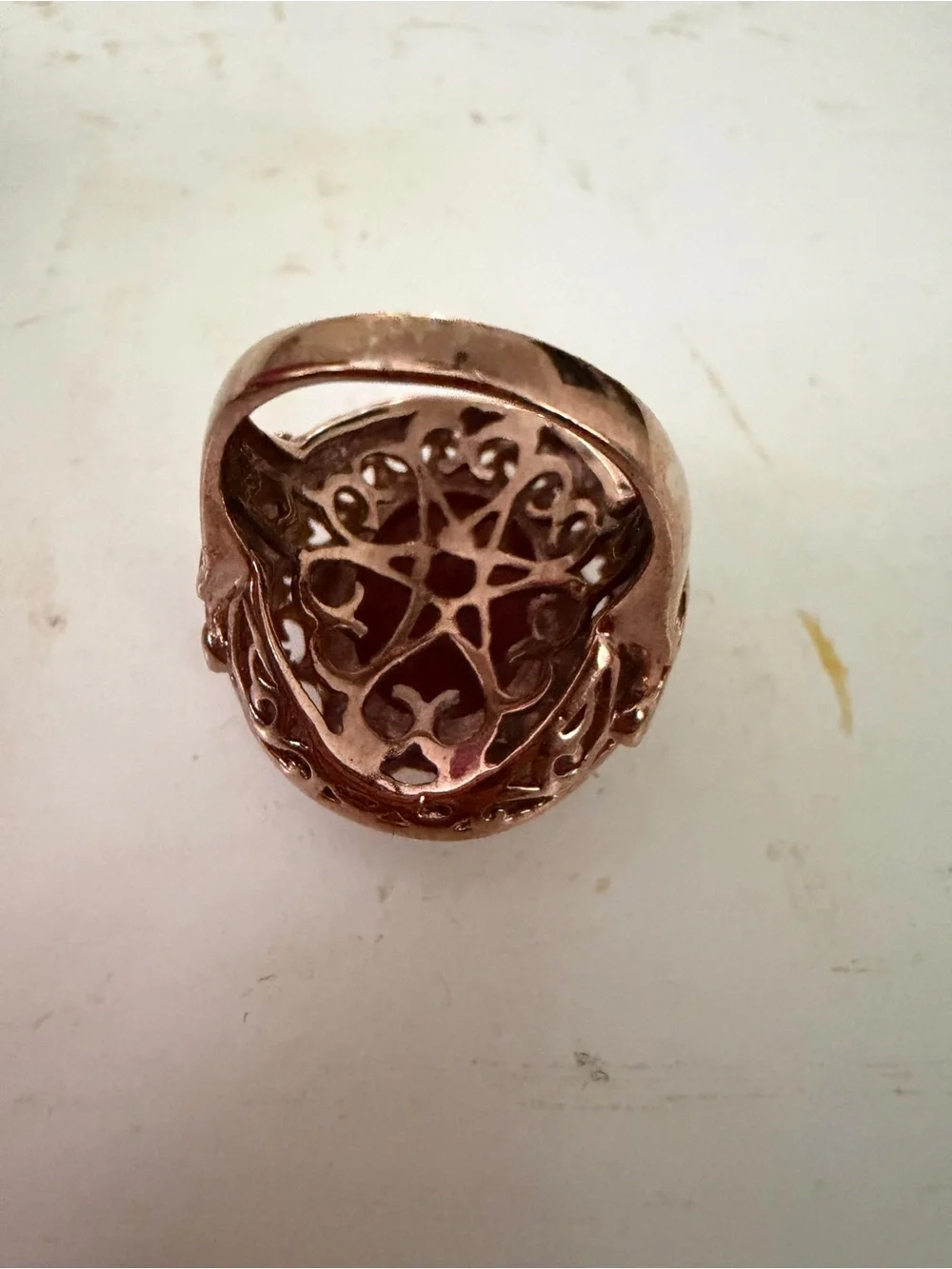 Vintage-Style Women's Filigree Ring with Coral - SZ 7